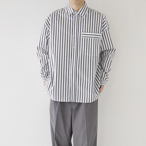 ﾓﾘﾉｶﾞｯｺｳ サラリと着こなすストライプシャツ (白×チャコールグレー