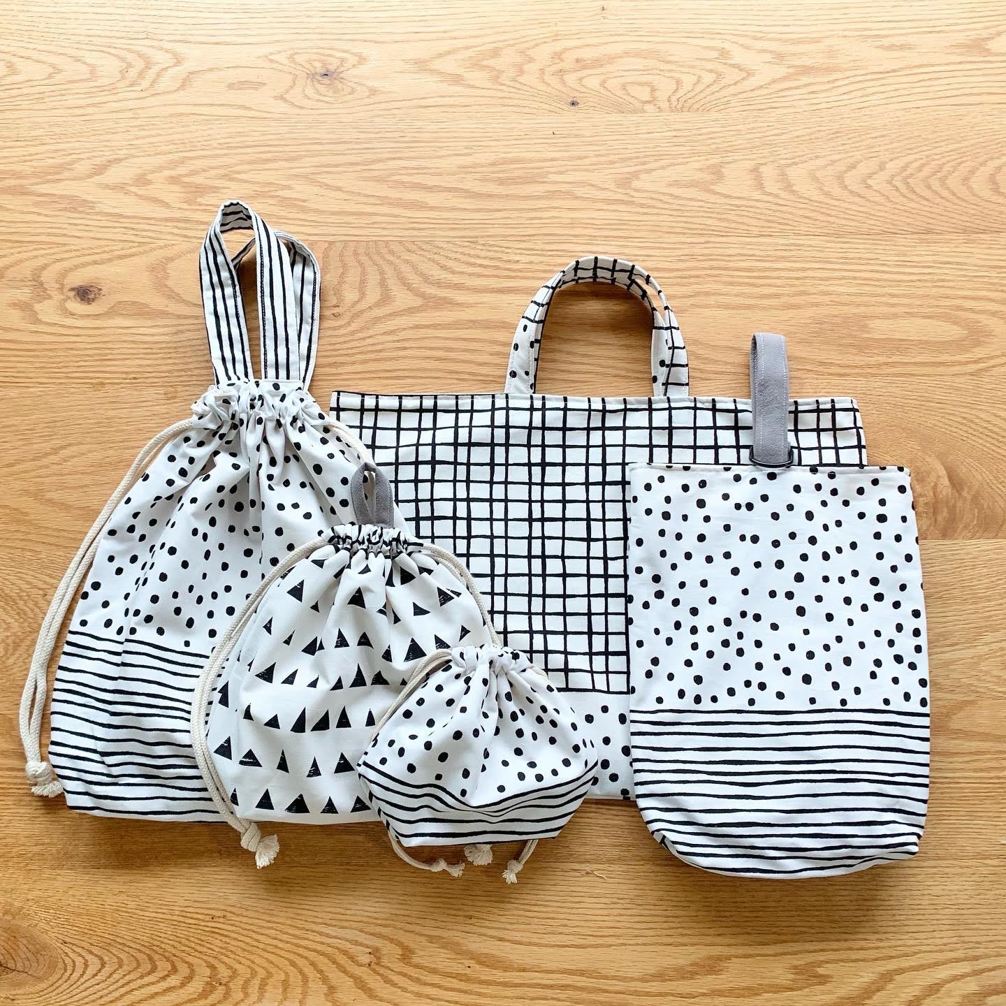 【単品可】5点セット（モノスケッチ）/コップ袋、給食袋、うわばき入れ、体操着入れ、レッスンバッグ