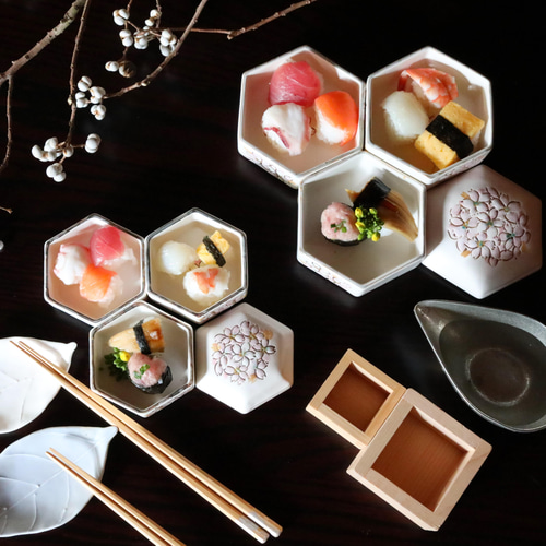 華やか金彩絵皿五枚セット たち吉 金彩草花角皿 5枚 【器道楽】