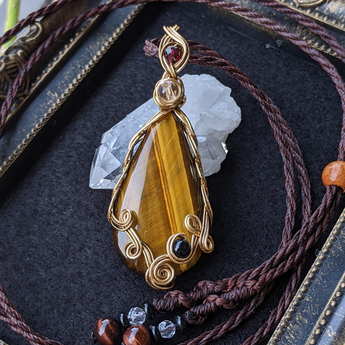 ラリマーのワイヤーアートネックレス | crescent-天然石アクセサリーと