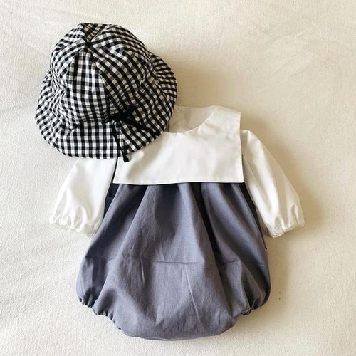 セーラー襟♡バックボタン♡ベビーブラウス♡80〜90サイズ