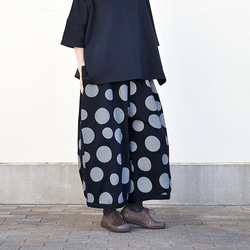 【複刻版】1/9 復刻 x 2 * 圓潤輪廓 * 成人款自然波點圖案 * 燈籠褲 * 黑色 第6張的照片