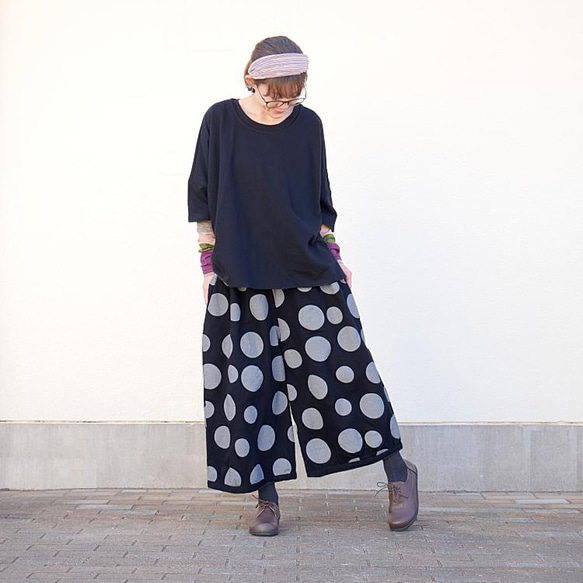 【複刻版】1/9 復刻 x 2 * 圓潤輪廓 * 成人款自然波點圖案 * 燈籠褲 * 黑色 第10張的照片