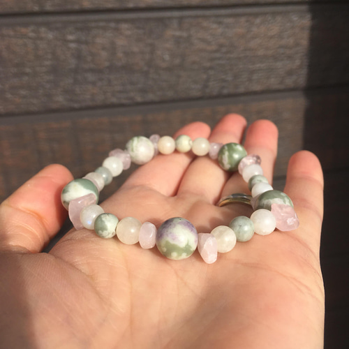 桜餅カラーのラピスネバダ天然石ブレスレット くすみカラー くすみ