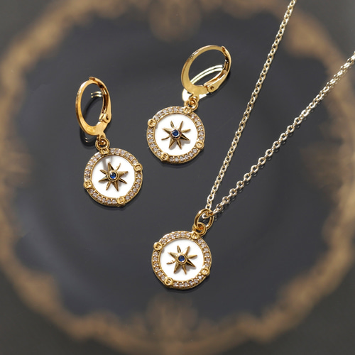 大人気【再販10超】星モチーフコインネックレス◇ゴールド◇一等星