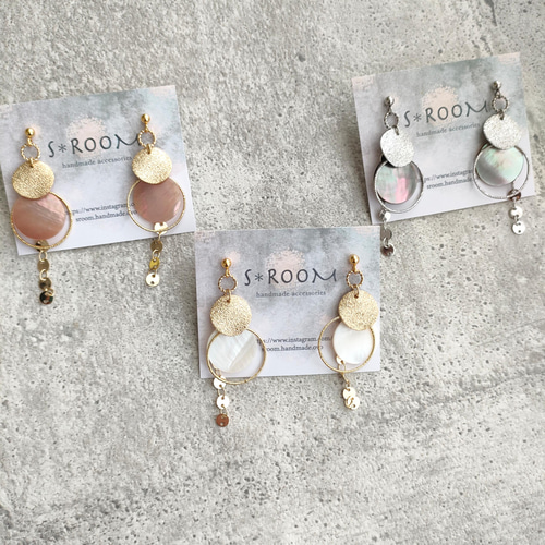 再再…販☆春夏☆大人カラー華やかシェルピアス／イヤリング☆痒くなり  