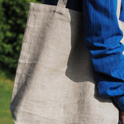 マチ広めでタップリはいる！リネン100％のビッグトートバッグ/エコ