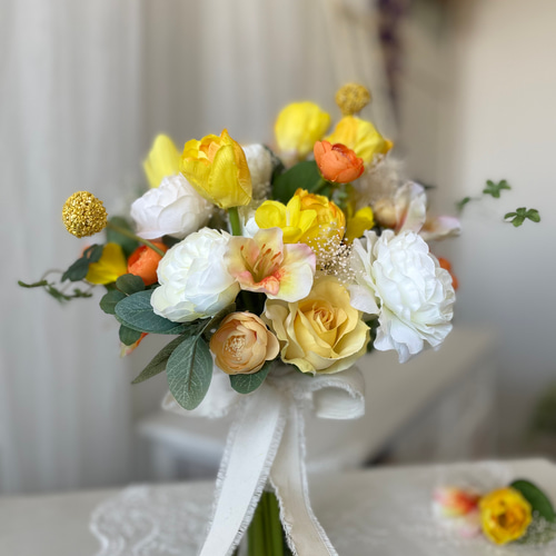 ウェディングブーケ　ブートニアセット　ビタミンカラー 再販 ビタミンカラークラッチブーケ ブートニアセット ウェディング