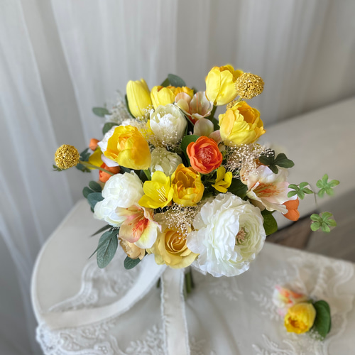 再販 ビタミンカラークラッチブーケ ブートニアセット ウェディング