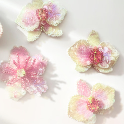 春花桜色コフレ　桜のブローチと胡蝶蘭ピアス/イヤリング　のセット　オートクチュール刺繍 11枚目の画像