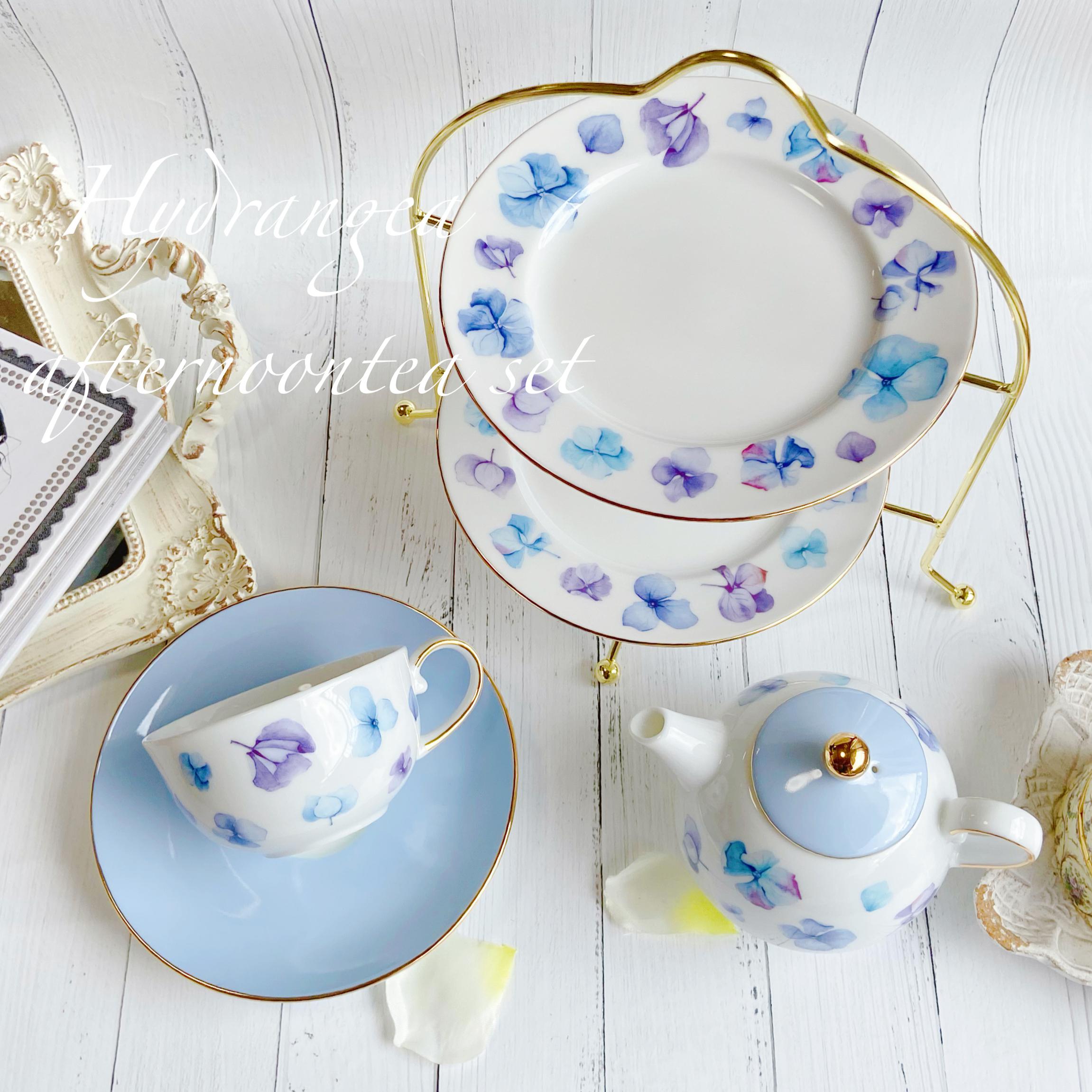 グラデーションが綺麗なアジサイのアフタヌーンティーセット♡