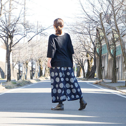 【複刻版】1/9 復刻 x 2 * 圓潤輪廓 * 成人款自然波點圖案 * 燈籠褲型 * 深海軍藍 第8張的照片