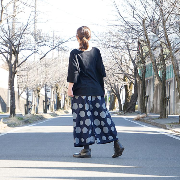 【複刻版】1/9 復刻 x 2 * 圓潤輪廓 * 成人款自然波點圖案 * 燈籠褲型 * 深海軍藍 第8張的照片