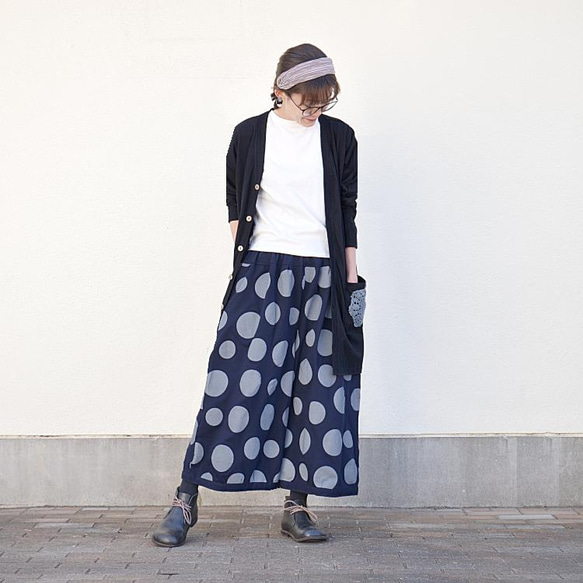 【複刻版】1/9 復刻 x 2 * 圓潤輪廓 * 成人款自然波點圖案 * 燈籠褲型 * 深海軍藍 第12張的照片