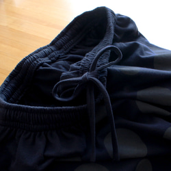 【複刻版】1/9 復刻 x 2 * 圓潤輪廓 * 成人款自然波點圖案 * 燈籠褲型 * 深海軍藍 第5張的照片