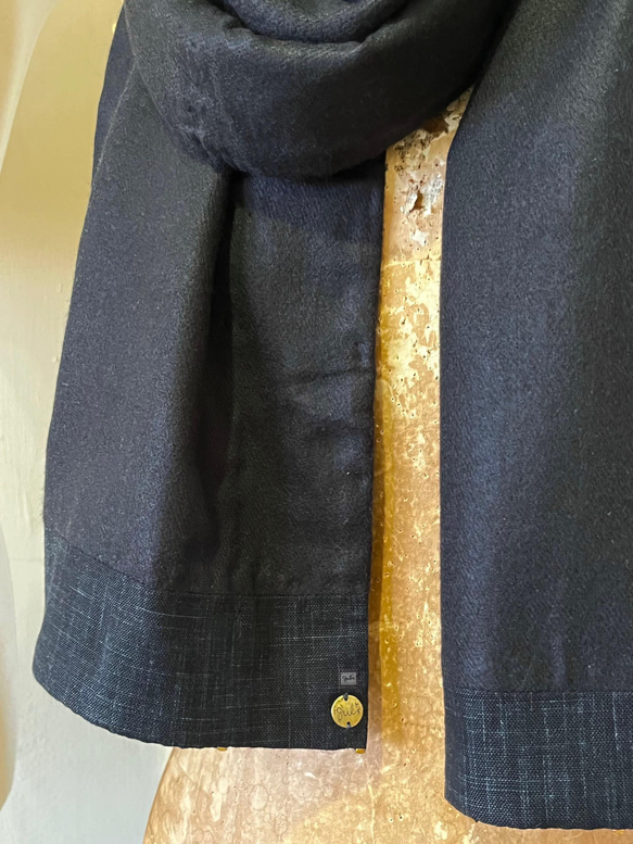 スカーフNo.309 *ガーディアン*デザイナー手作りの日本のべっ甲ゴールデンヘンプリーフパターンブラックウールコントラストカラ 4枚目の画像