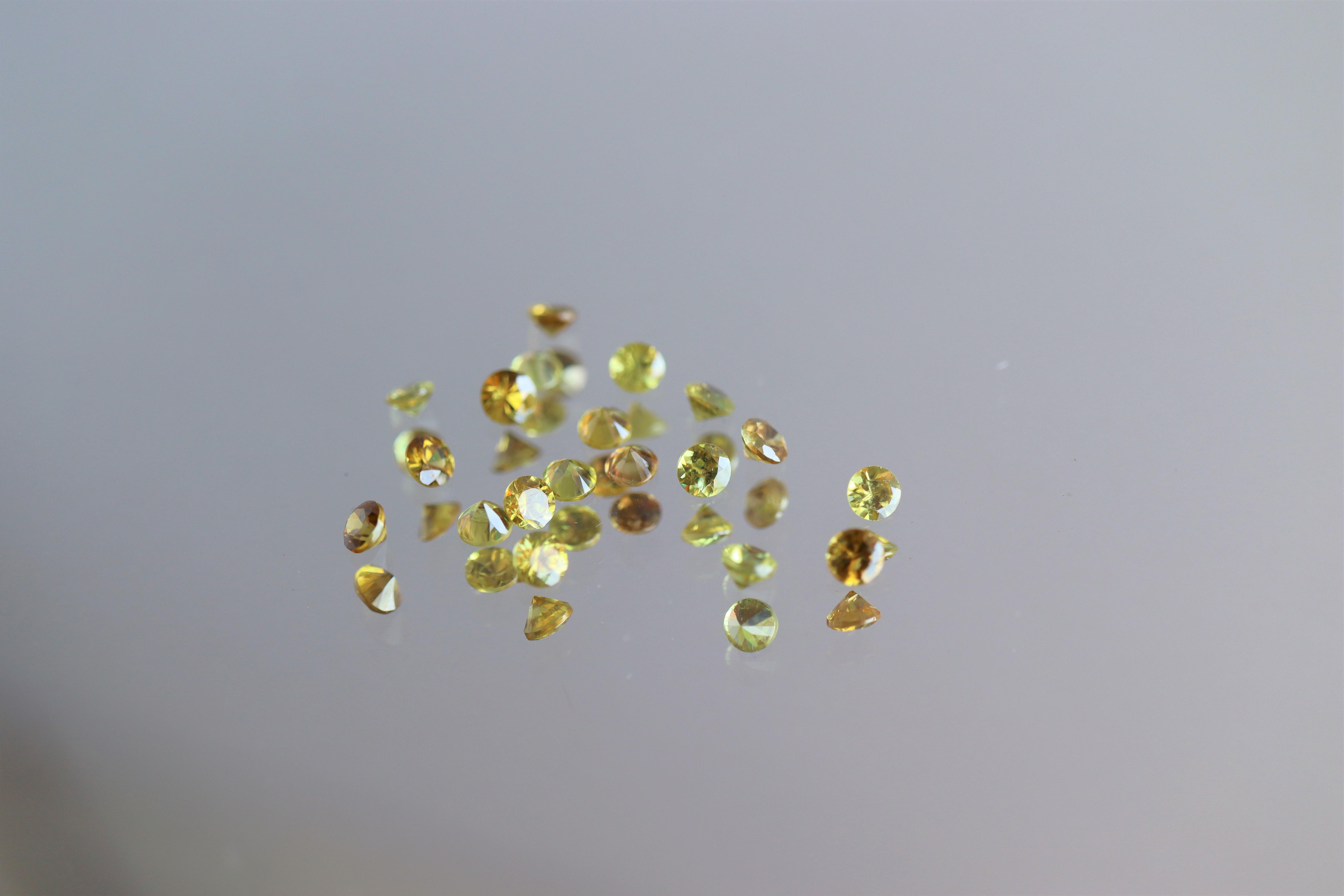 【再版】希少石 3㎜スフェーン☆.。.:*　人生を変えてくれる石☆.。.:*　14kgf　(7月誕生石）