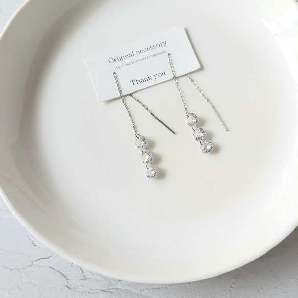 サージカルステンレス CZトリプルアメリカンピアス 3枚目の画像