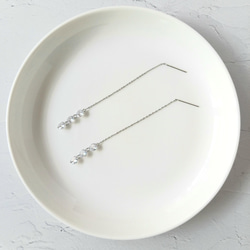 サージカルステンレス CZトリプルアメリカンピアス 4枚目の画像