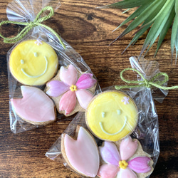【3袋セット】桜とスマイルのオーガニックアイシングクッキー　プチギフト　お祝い　春　入学　卒業　卒園　お祝い 1枚目の画像