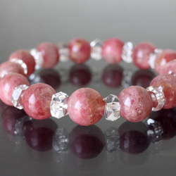 レア@ロードナイトシリカとボタンカット水晶をぐるっと配置した桜色・春色の 天然石 ブレスレット 6枚目の画像