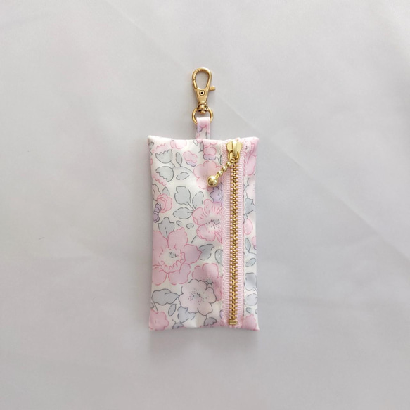 リバティ ラミネート リール式キーケース　ネビュリー・ピンク ランドセルに付けられる♪リールキーケース☆リバティ・ベッツィ