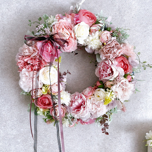 大人かわいいエレガントリース