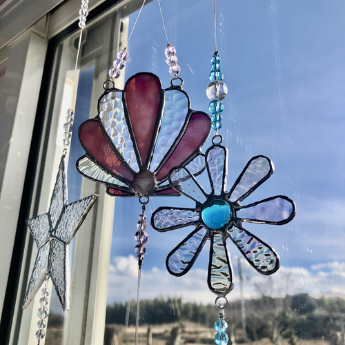 ✴︎新作✴︎水色の花のサンキャッチャー オーロラ水晶 ガラス