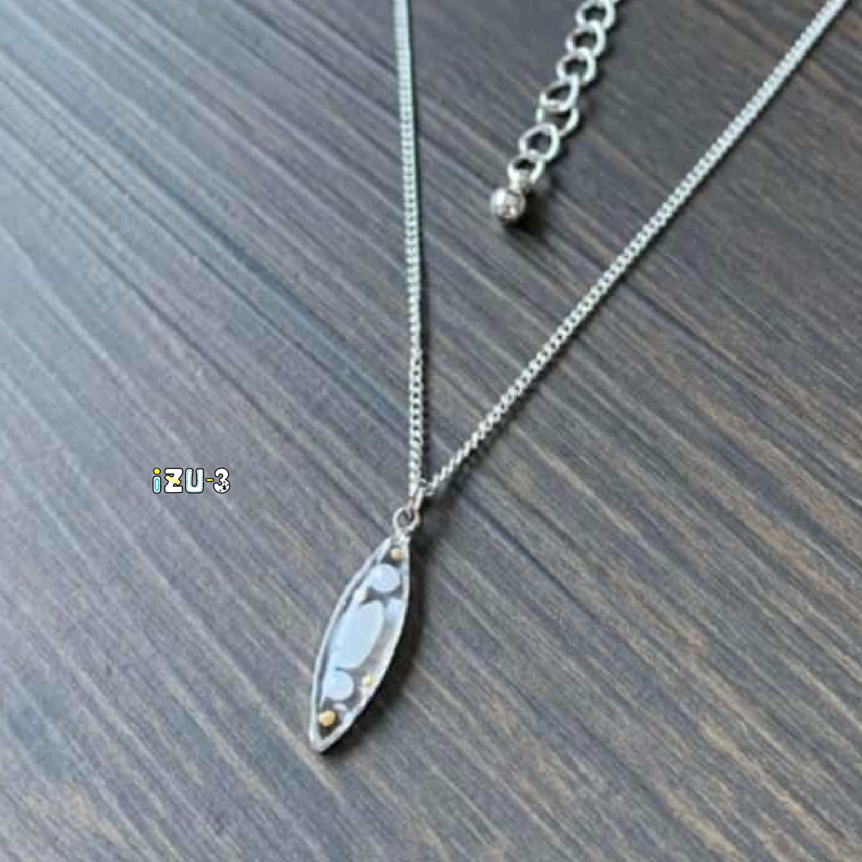 レダ　シルバーネックレス