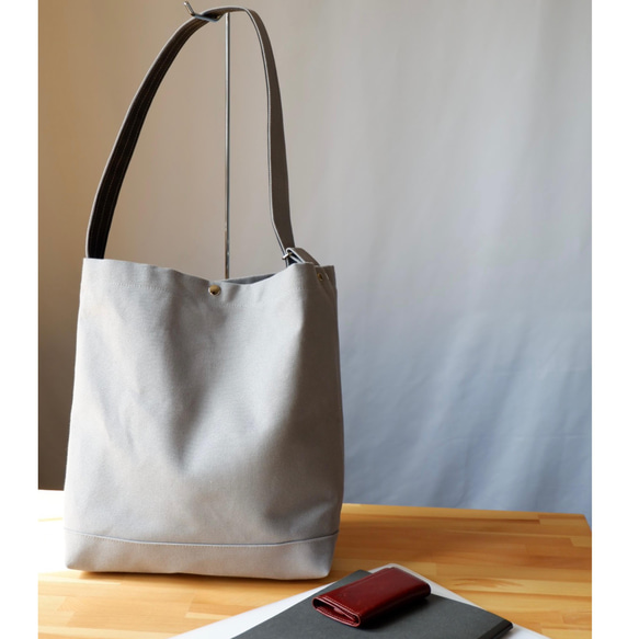 A4/2wayワンショルダートート◇ストームグレー◇倉敷帆布 1枚目の画像
