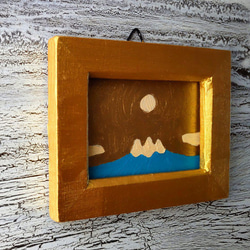 小さな風水画「青富士」油彩・原画・壁掛け・独立スタンド付き 5枚目の画像