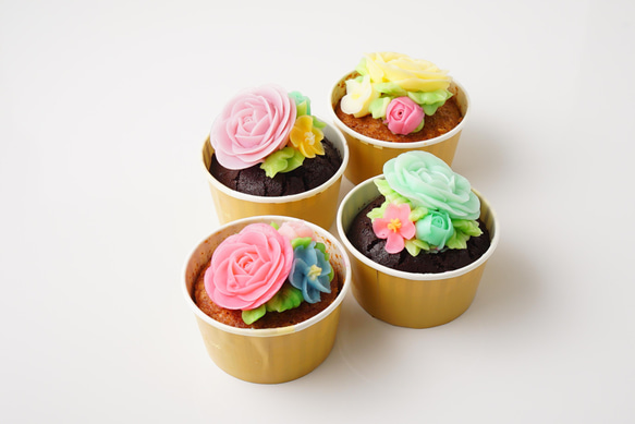食べられるお花のカップケーキ【4個セット】 2枚目の画像
