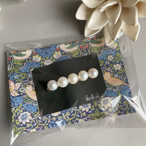 大粒淡水バロック真珠＊シンプルブローチ＊ホワイトカラー＊ストッパー