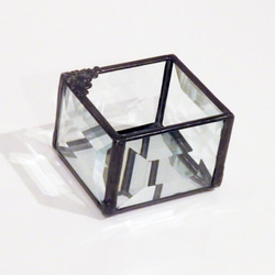 ステンドグラス　ベベルガラスの小物入れ 3枚目の画像