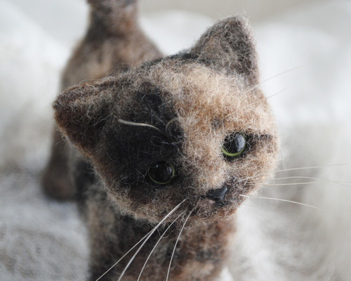 羊毛フェルト　猫　おっとりだけど遊び心満点のアビシニアンの子猫ちゃん 羊毛フェルト 猫 おっとりだけど遊び心満点のアビシニアンの子猫