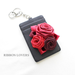 【送料無料】リボンの薔薇　パスケース(本体黒+赤) 4枚目の画像