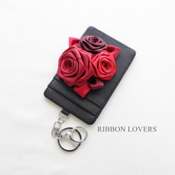 【送料無料】リボンの薔薇　パスケース(本体黒+赤) 3枚目の画像
