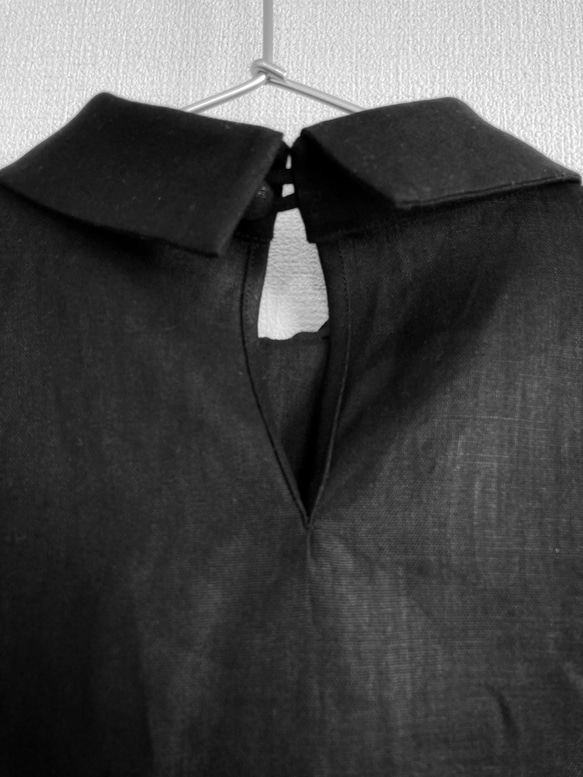 丸襟のリネンブラウス(ブラックカラー) 4枚目の画像