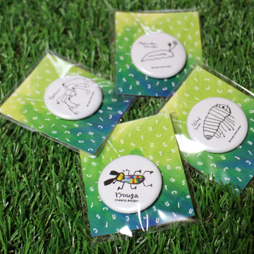 4個セット】6歳昆虫キッズ デザイン缶バッジ｜ニジイロクワガタ