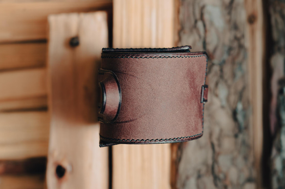 snow peak（スノーピーク） ノクターン レザーケースVIVDO チョコレート 5枚目の画像