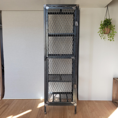 エキスパンドメタルのキャビネット（受注生産） 棚・シェルフ・ラック
