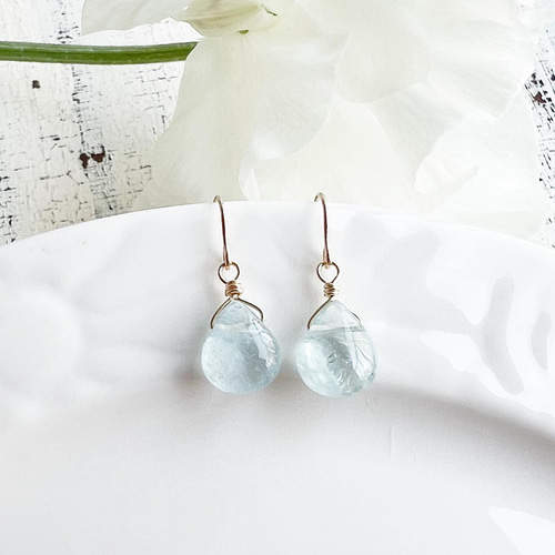 アクアマリン、高品質アパタイト、あこや本真珠のピアスとネックレスセット アクアマリン、高品質アパタイト、あこや本真珠のピアスとネックレス