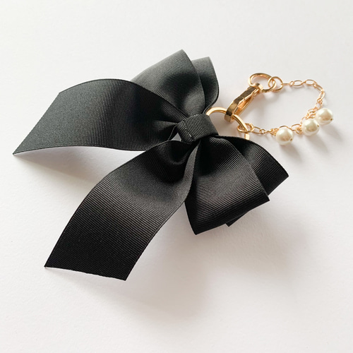 削除あり　ジューシークチュール　リボン　ハートチャーム付き　バッグ　ブラック frunco ショルダーバッグ バッグ リボンチャーム付き合皮