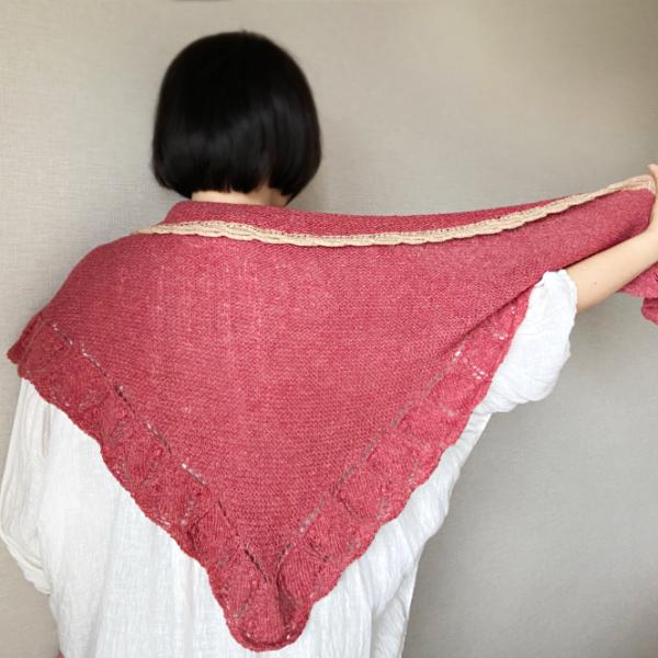 花びらのショール（ローズピンク）●○●ふんわり軽やかなコットン＆ウールの手編みショールです●○●