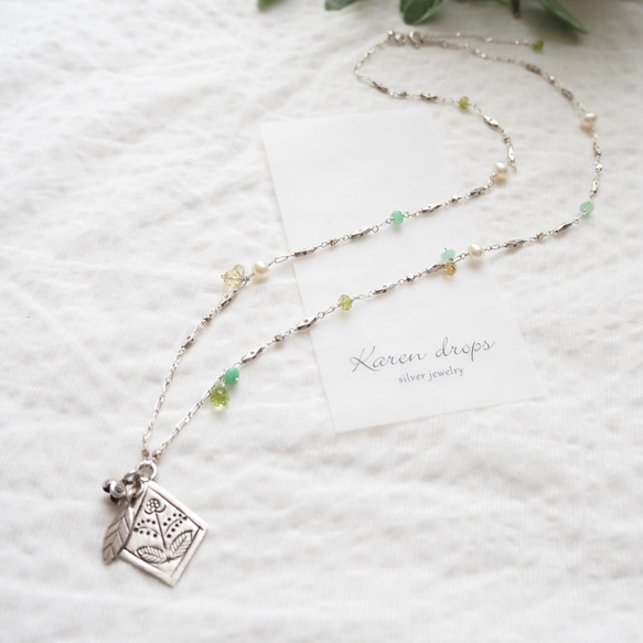 カレンシルバー** ダイヤプレート ペリドット ネックレス ネックレス  