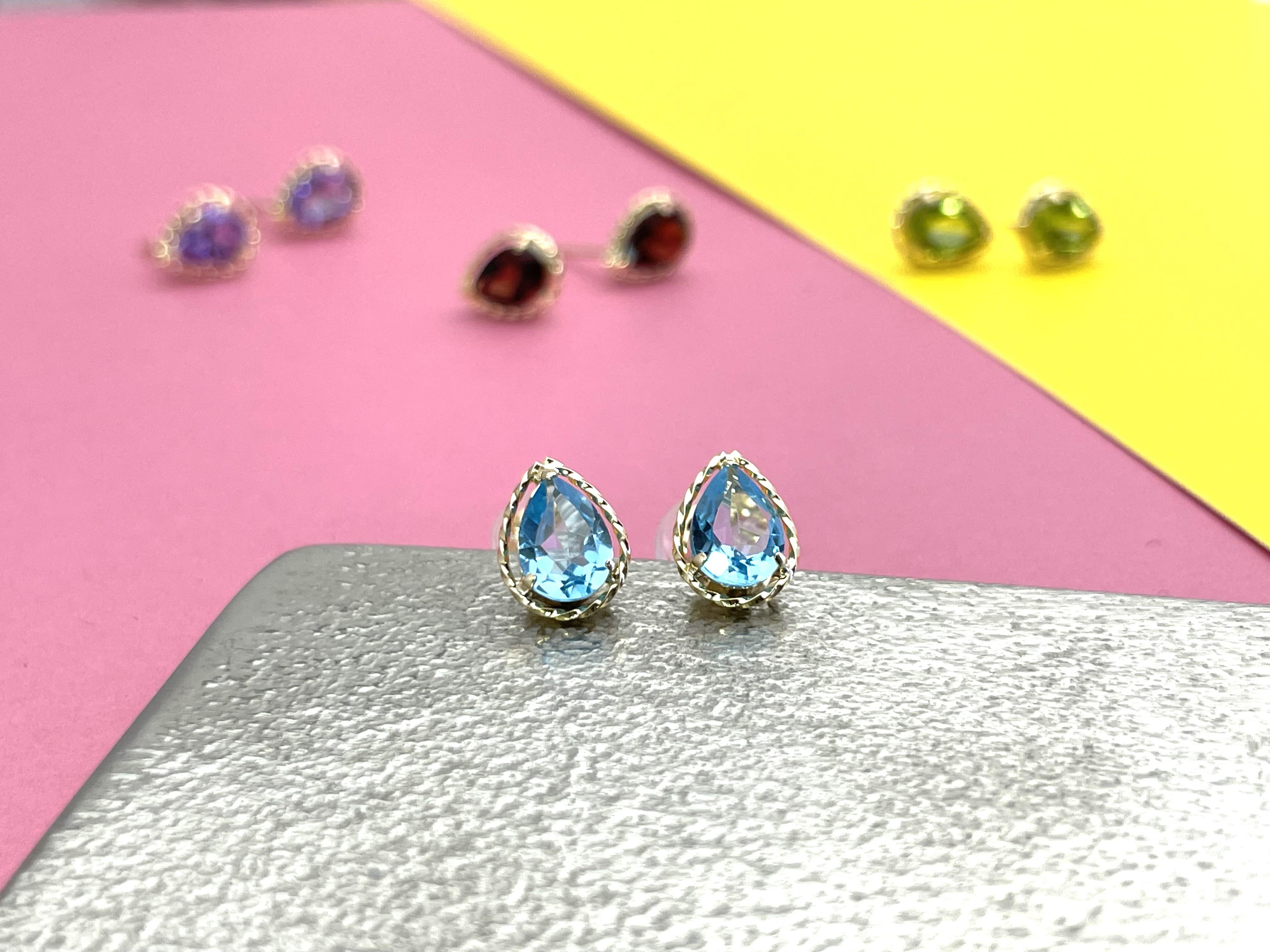 ～11月誕生石 ペアシェイプ ブルートパーズ～ No.3098 K18YG ブルートパーズ ピアス