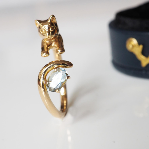 アクアマリンの金の猫リング（0.43ct）K18 3枚目の画像