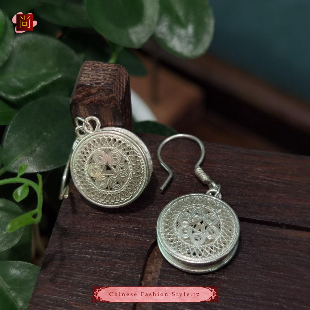 ミャオ族 銀細工 透かし シルバー999 ヴィンテージ加工 フィリグリー ピアス（イヤリング） レディース #106