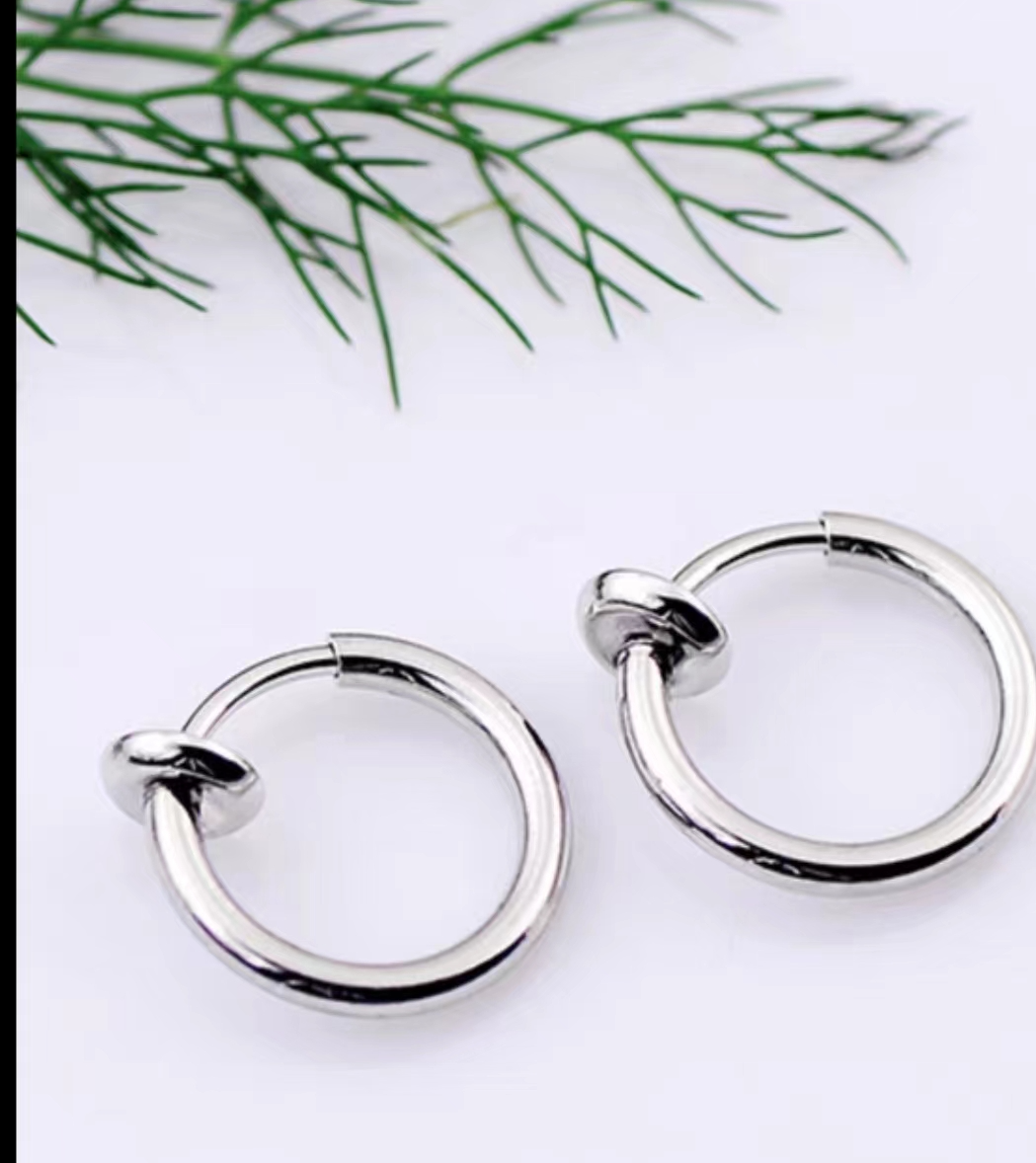 ミャオ族 銀細工 透かし シルバー999 ヴィンテージ加工 フィリグリー ピアス（イヤリング） レディース #106