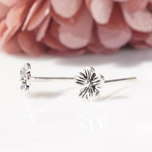 シルバーピアス 桜 さくら 花 フラワー シルバー925 スタッド